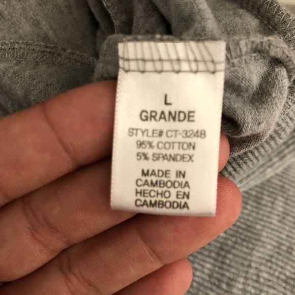 Zenana Outfitters Button Down Cardi Top (A) - Picture 7 of 7